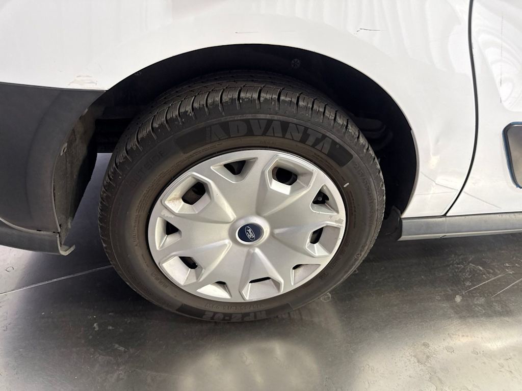 Thumbnail: 2016 Ford Transit Series - 22