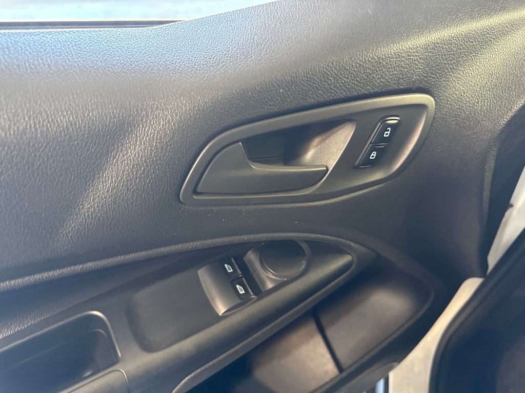 Thumbnail: 2016 Ford Transit Series - 23