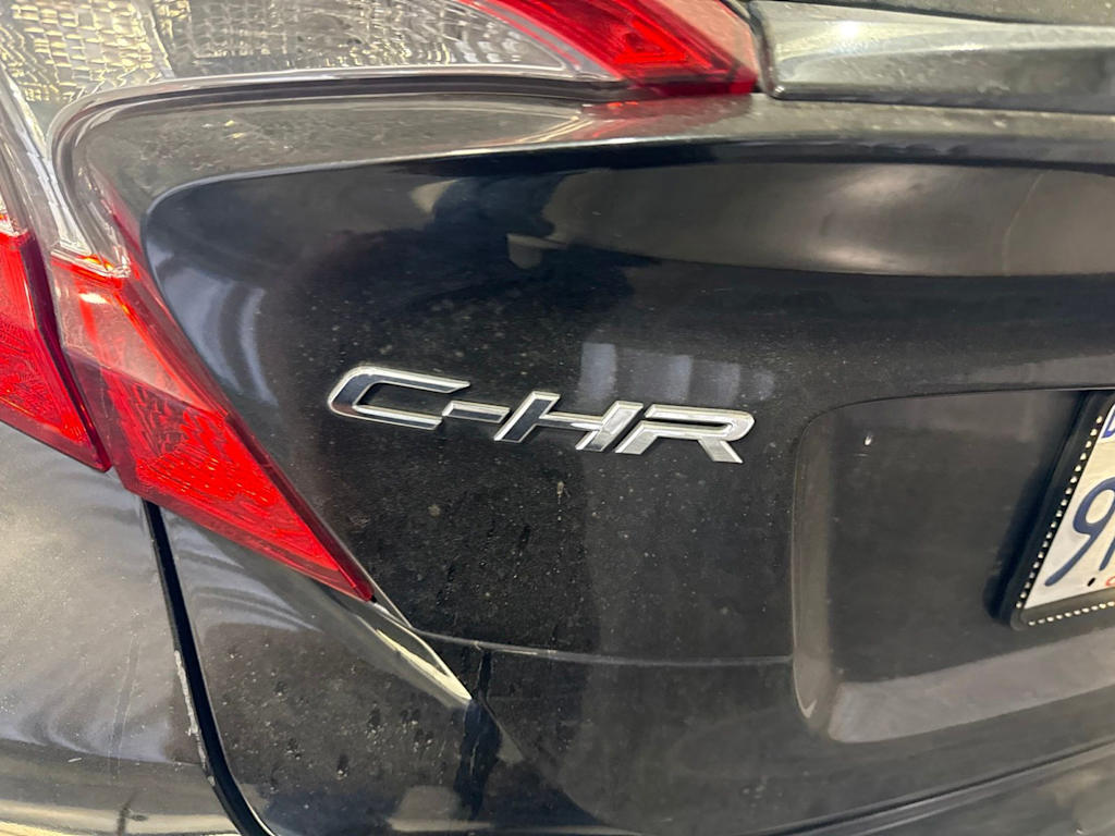 Thumbnail: 2018 Toyota C-HR - 7