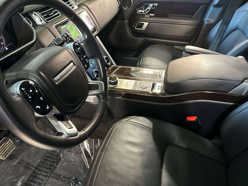 Thumbnail: 2021 Land Rover Range Rover - 9