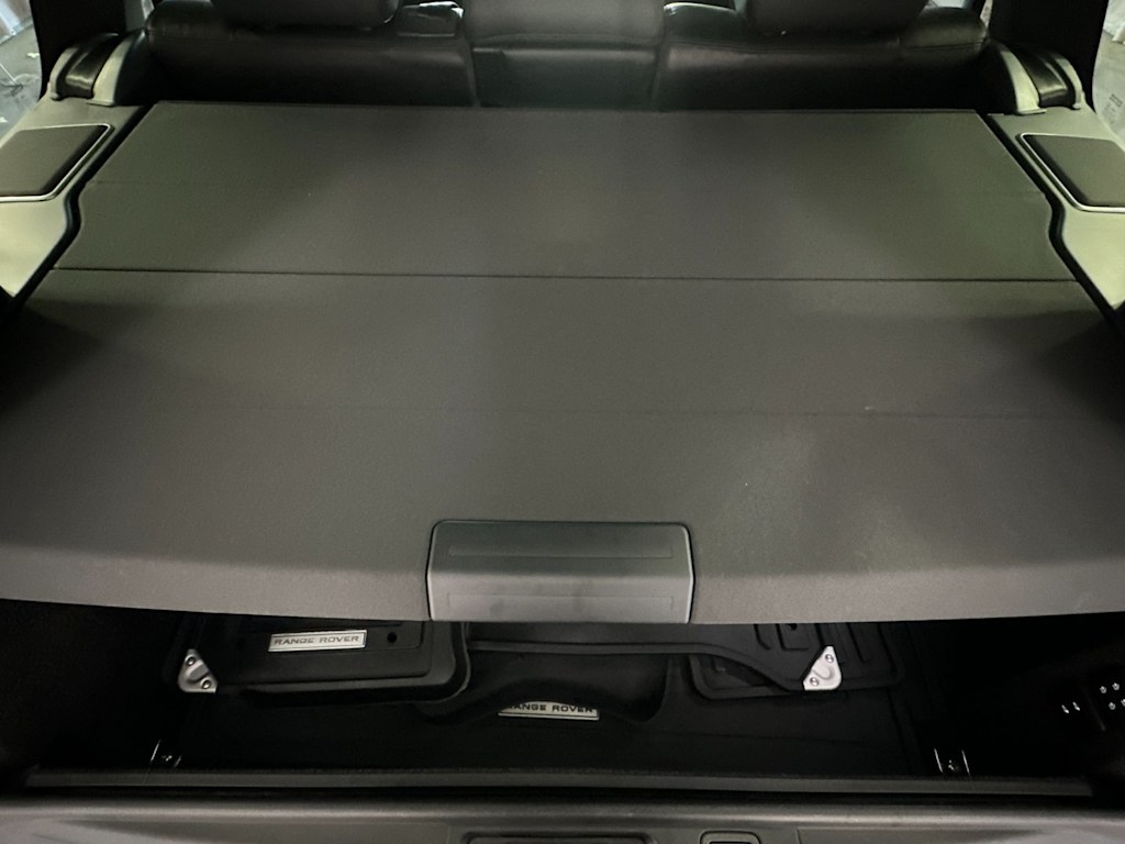 Thumbnail: 2021 Land Rover Range Rover - 12