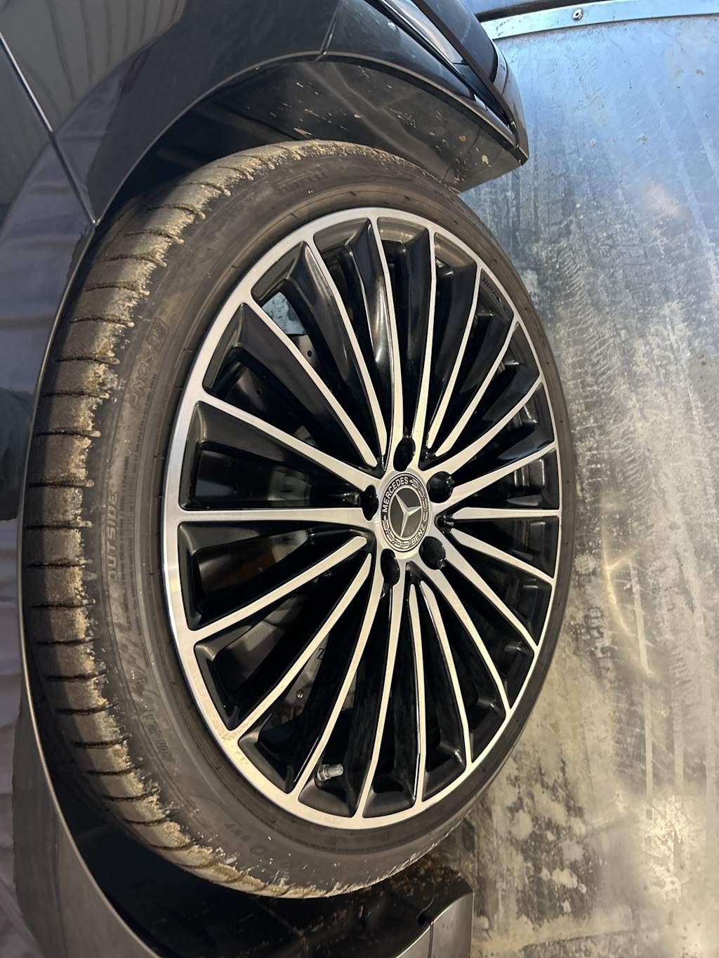 Thumbnail: 2023 Mercedes-Benz CLS - 6