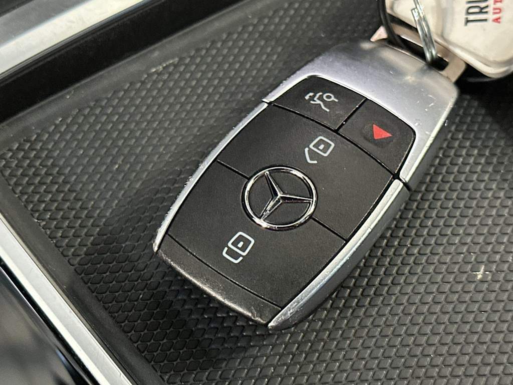 Thumbnail: 2025 Mercedes-Benz CLA - 16