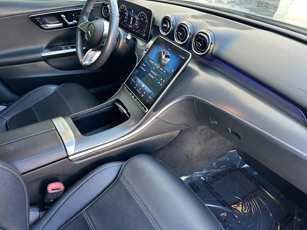 Thumbnail: 2023 Mercedes-Benz C-Class - 12