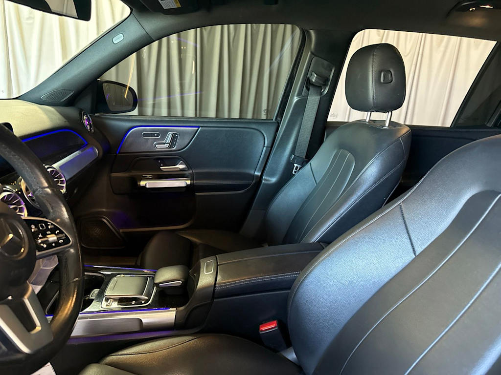 Thumbnail: 2020 Mercedes-Benz GLB - 7
