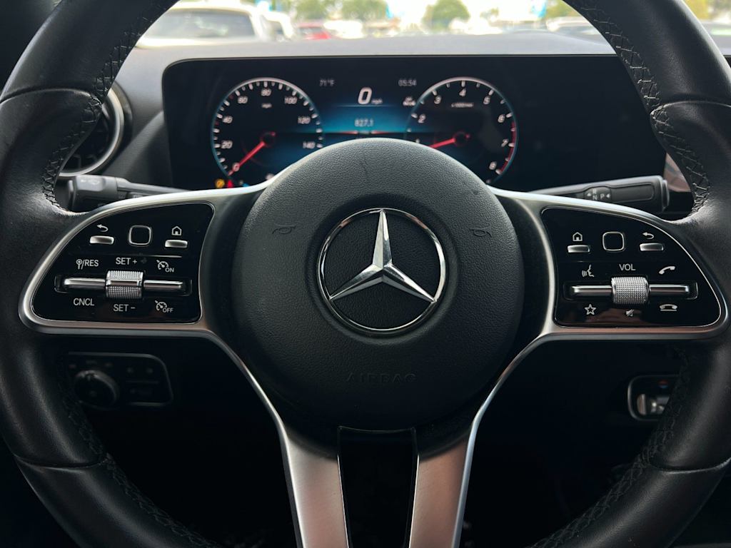 Thumbnail: 2023 Mercedes-Benz GLA - 28