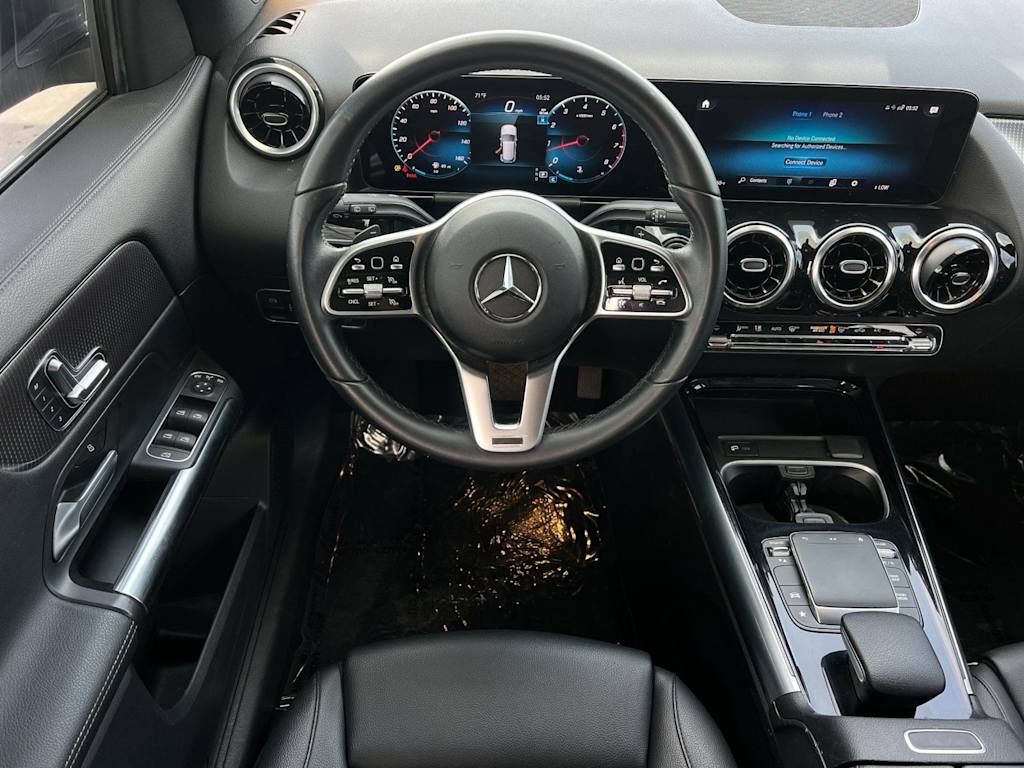 Thumbnail: 2023 Mercedes-Benz GLA - 12