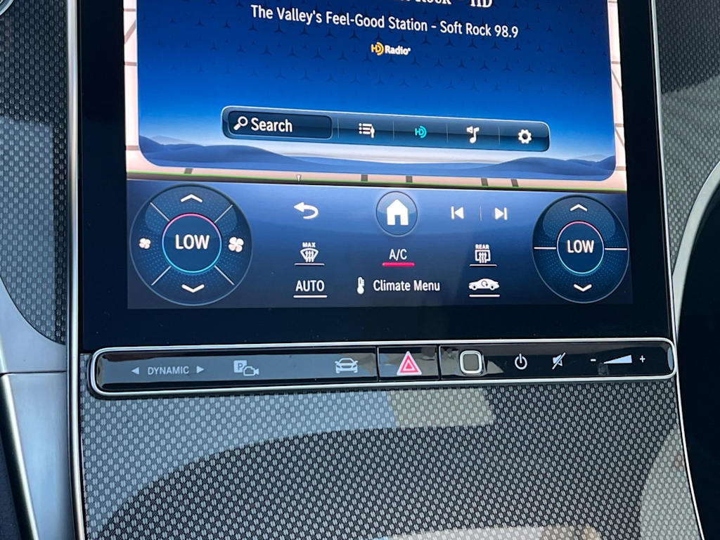 Thumbnail: 2024 Mercedes-Benz GLC - 27