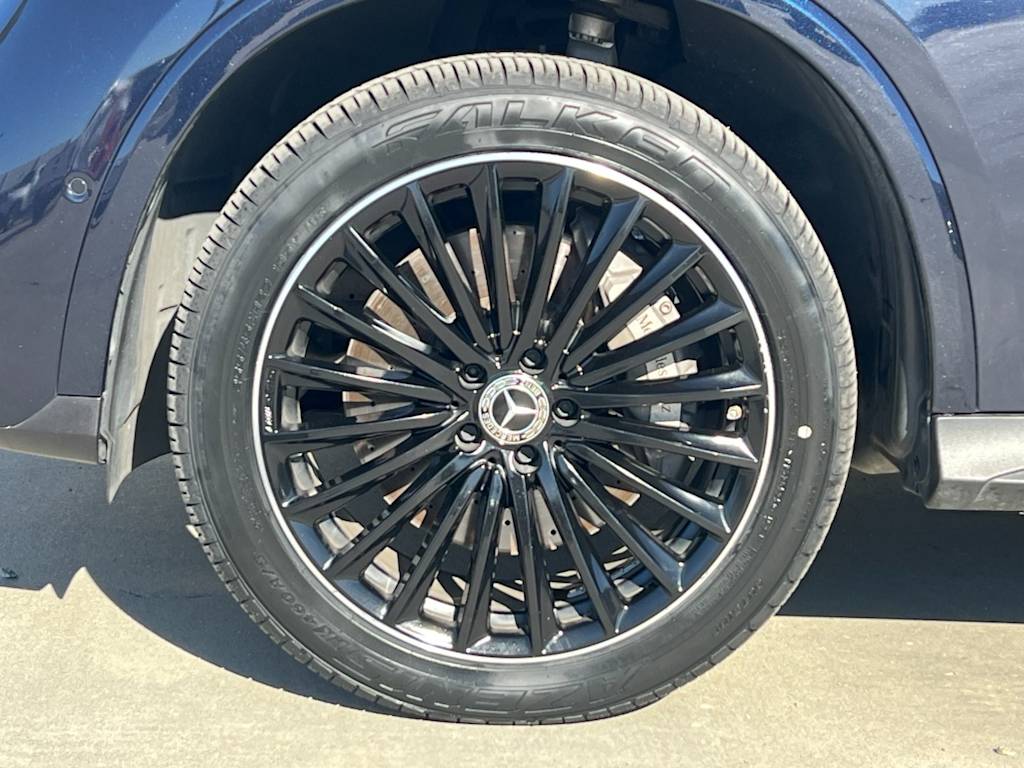 Thumbnail: 2024 Mercedes-Benz GLC - 8