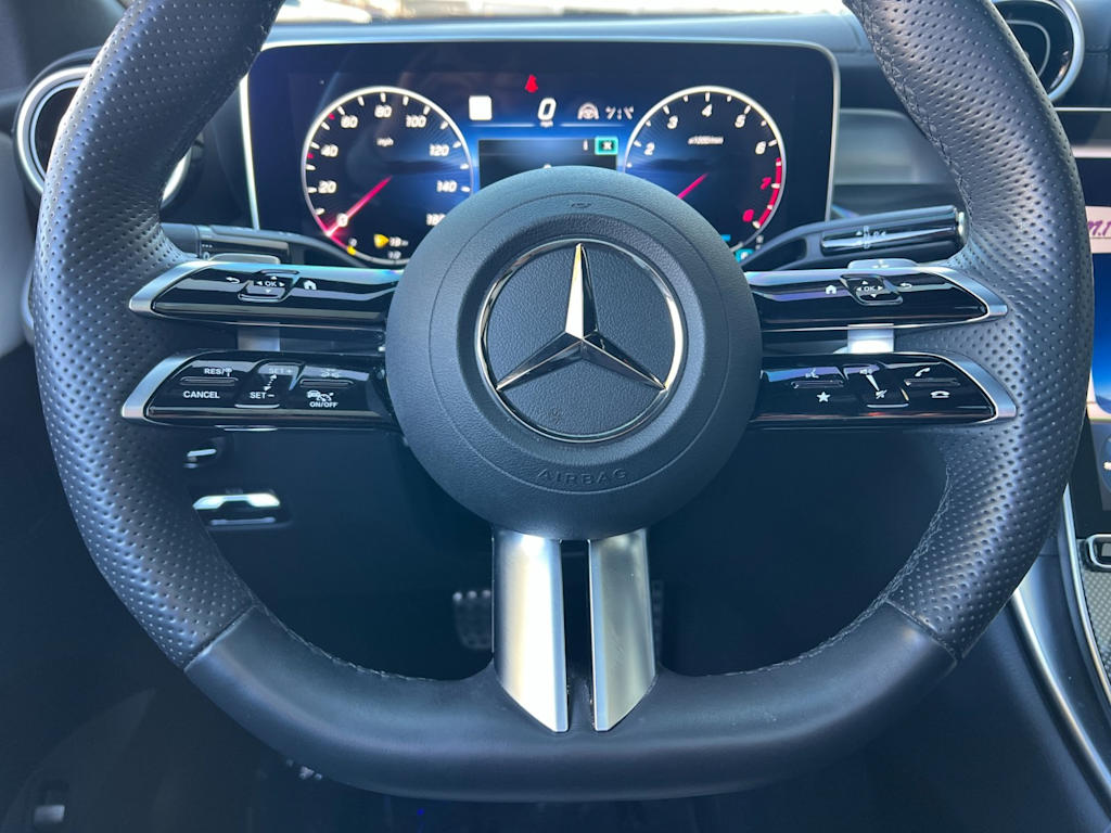 Thumbnail: 2024 Mercedes-Benz GLC - 29