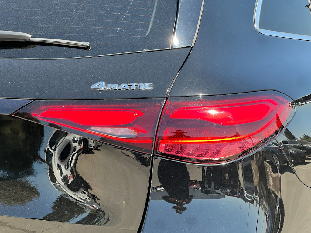 Thumbnail: 2023 Mercedes-Benz GLC - 29