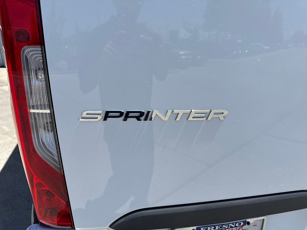 Thumbnail: 2023 Mercedes-Benz Sprinter - 6