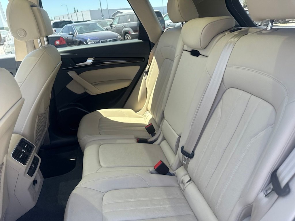 Thumbnail: 2018 Audi Q5 - 8