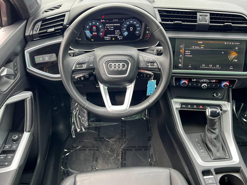 Thumbnail: 2025 Audi Q3 - 12