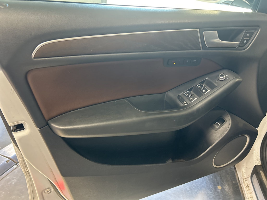 Thumbnail: 2017 Audi Q5 - 26