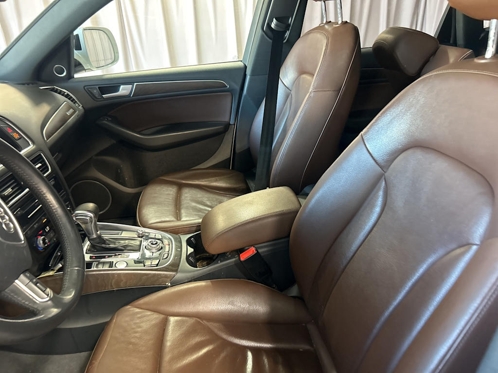 Thumbnail: 2017 Audi Q5 - 28