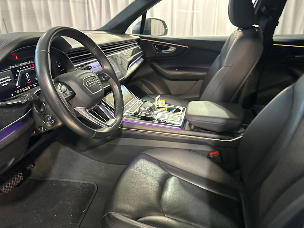 Thumbnail: 2023 Audi Q7 - 7