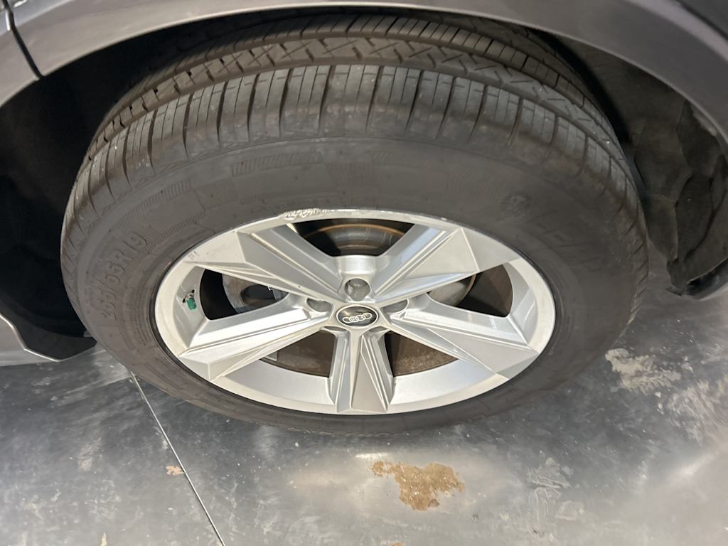 Thumbnail: 2023 Audi Q7 - 22