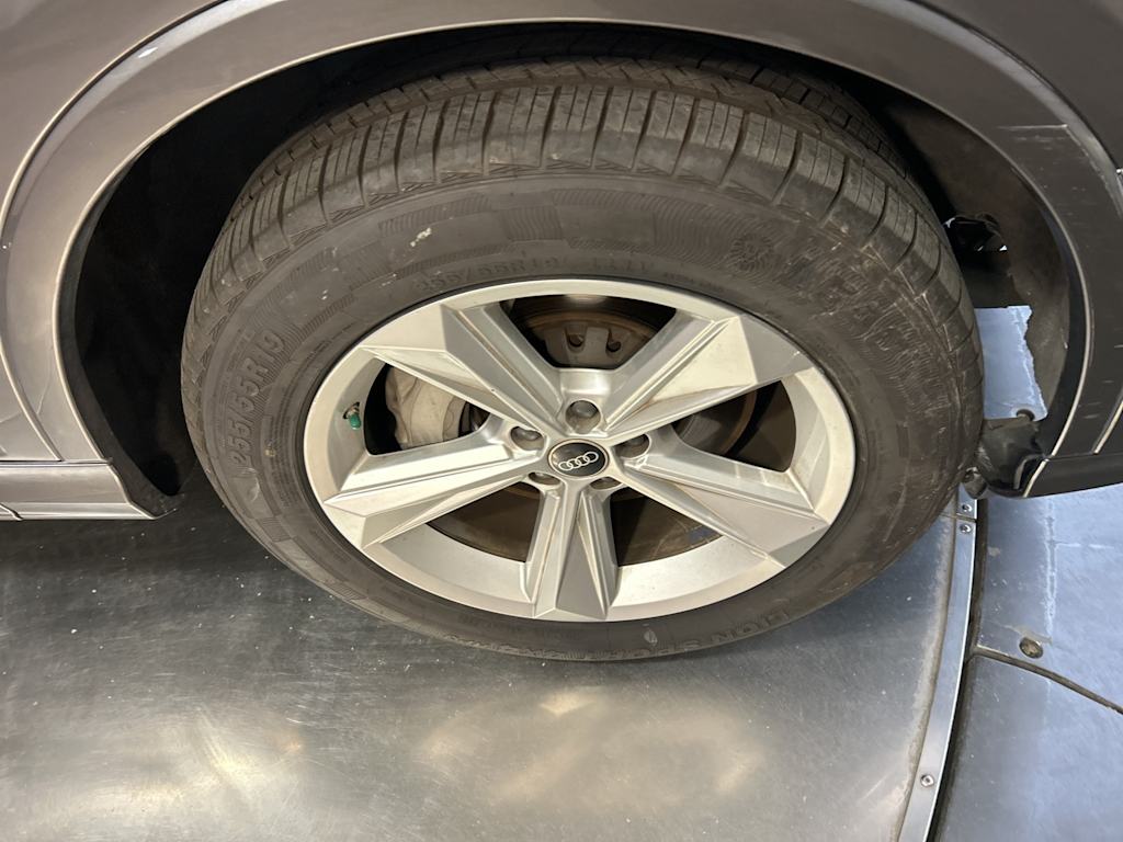 Thumbnail: 2023 Audi Q7 - 5