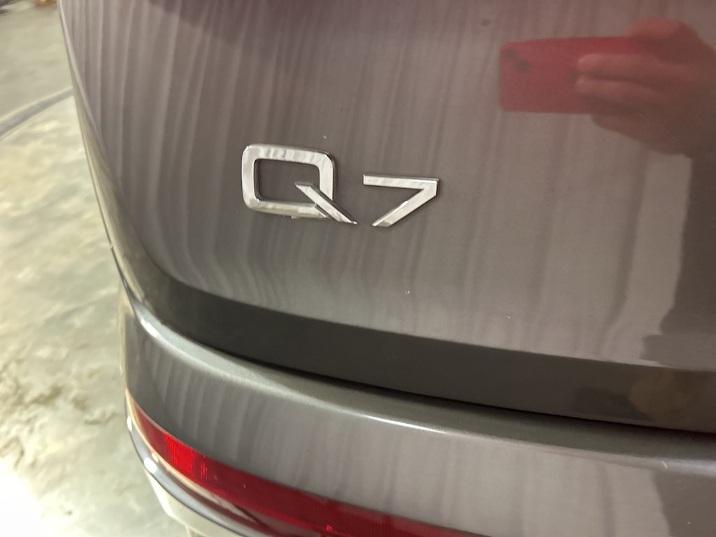Thumbnail: 2023 Audi Q7 - 20