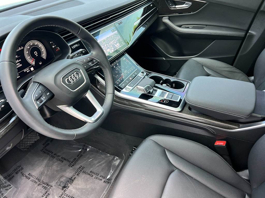Thumbnail: 2025 Audi Q7 - 9
