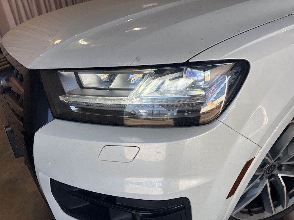 Thumbnail: 2017 Audi Q7 - 18