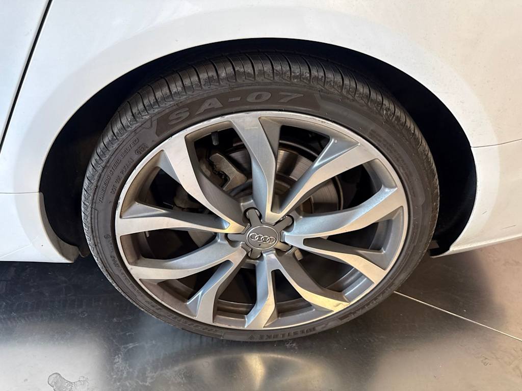 Thumbnail: 2015 Audi A6 - 8