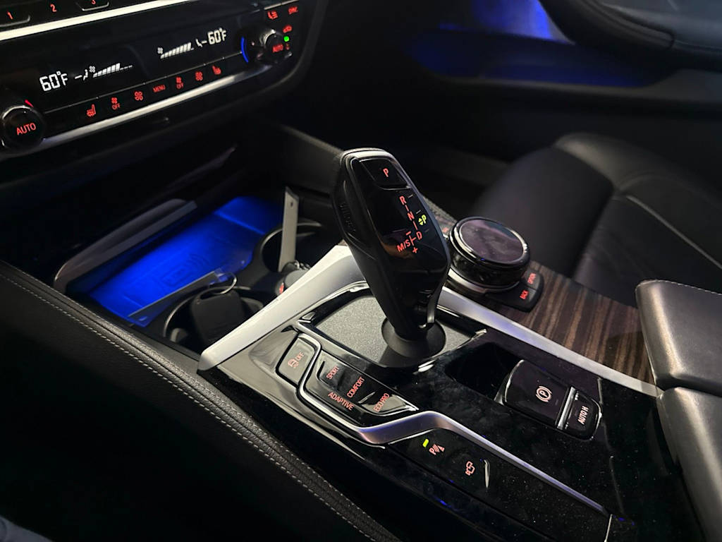 Thumbnail: 2023 BMW 5 Series - 12