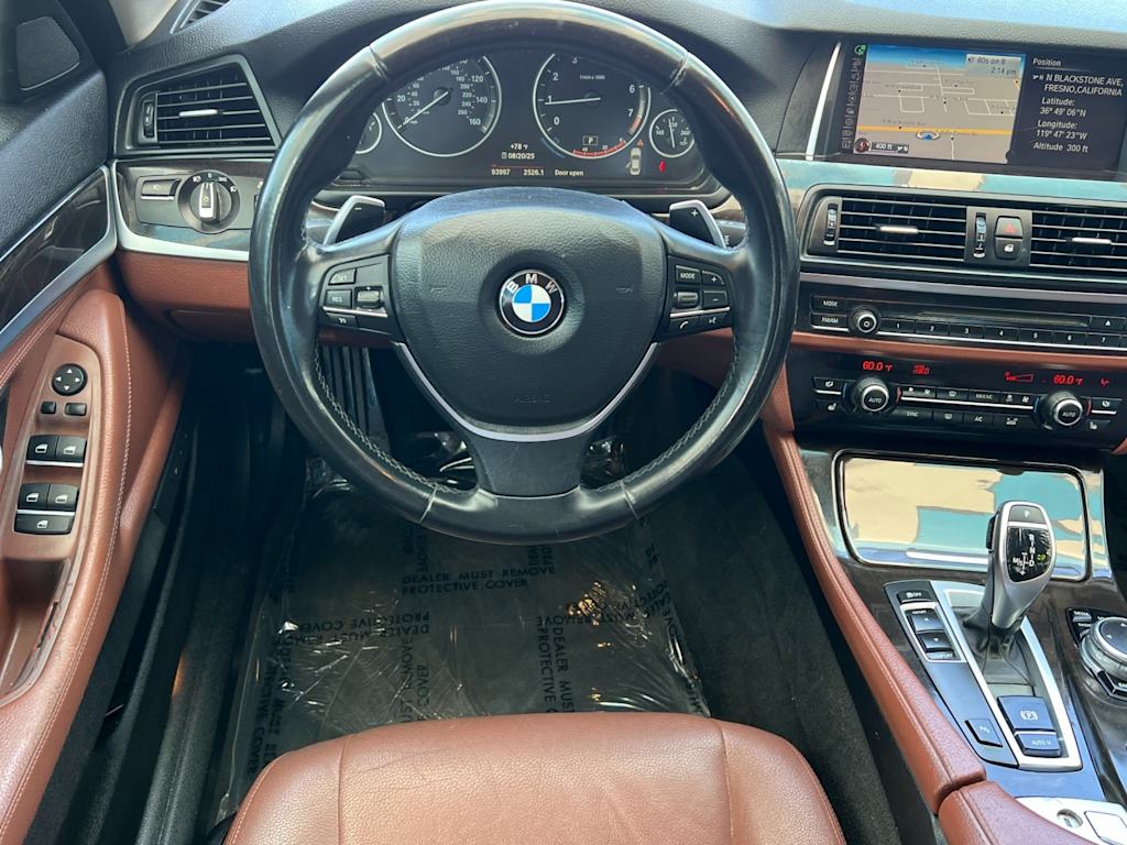 Thumbnail: 2016 BMW 5 Series - 12