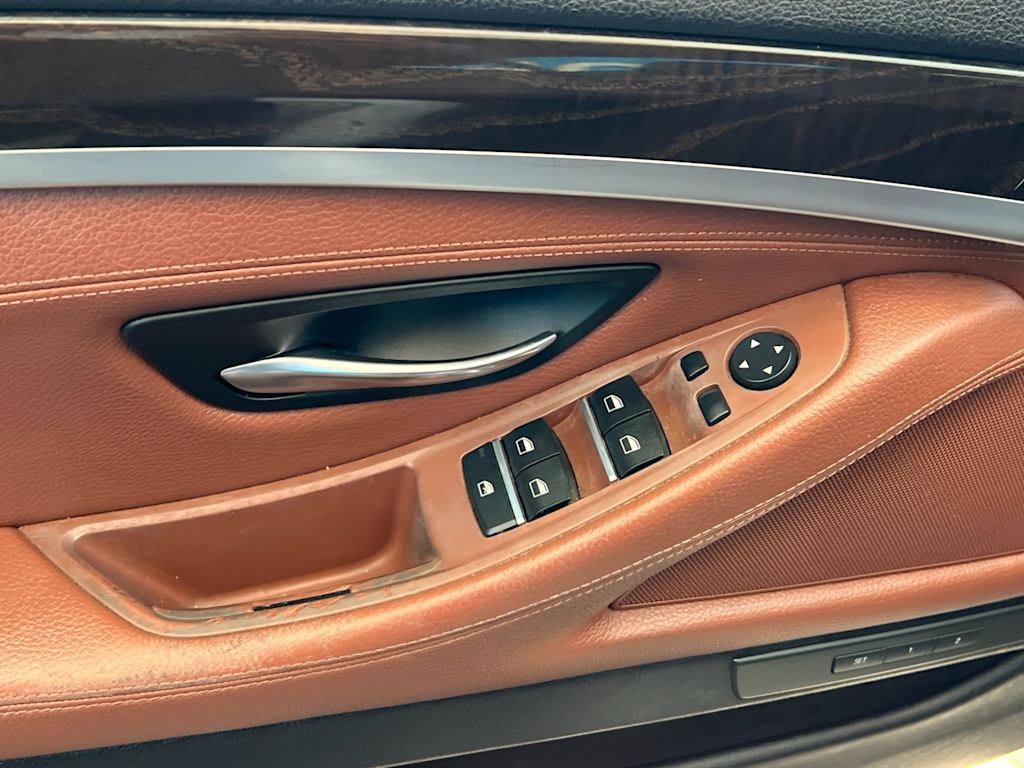 Thumbnail: 2016 BMW 5 Series - 21