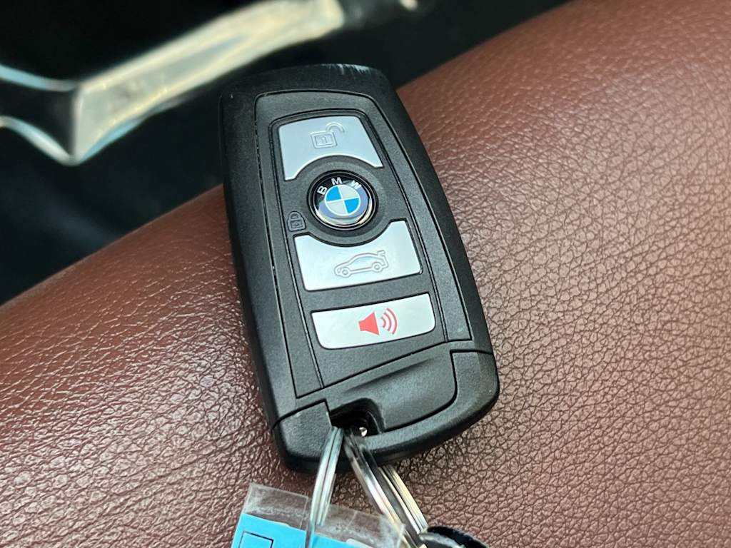 Thumbnail: 2016 BMW 5 Series - 16
