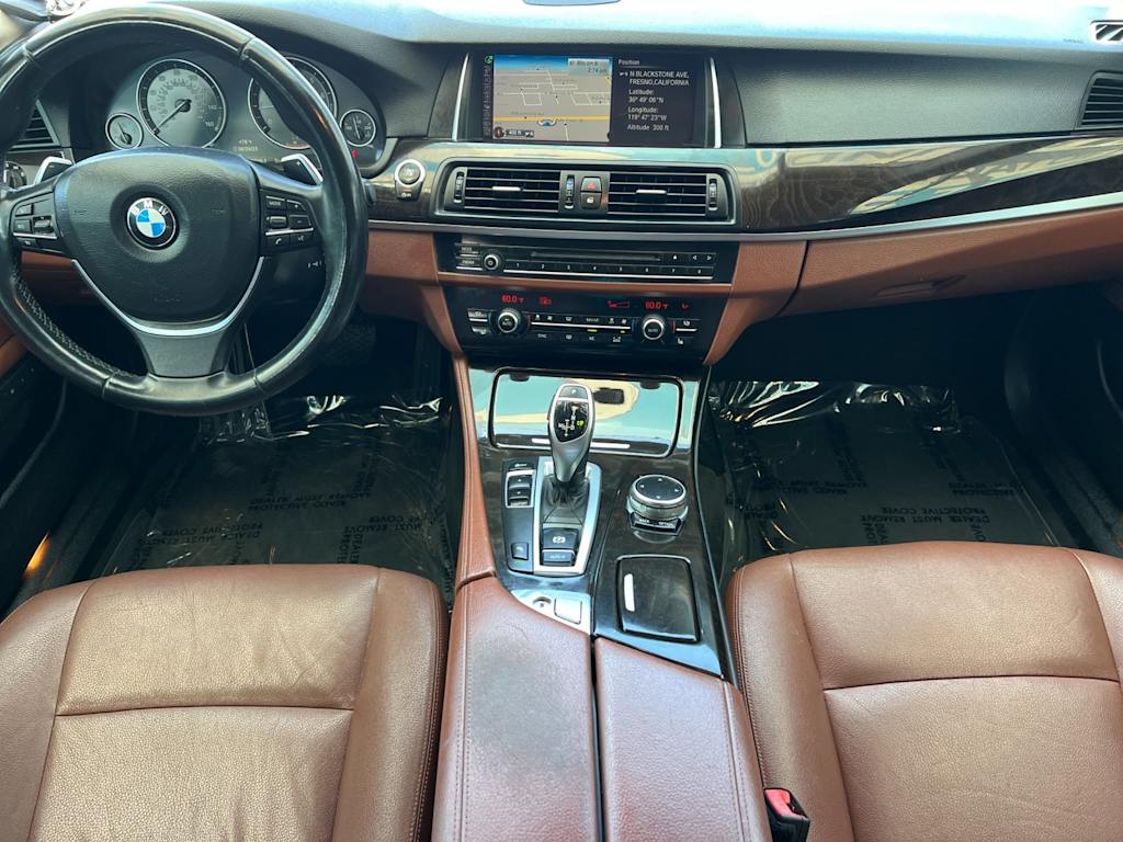 Thumbnail: 2016 BMW 5 Series - 2