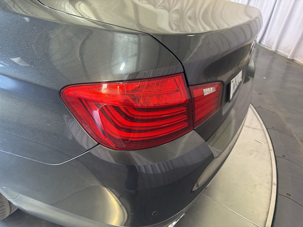 Thumbnail: 2016 BMW 5 Series - 18