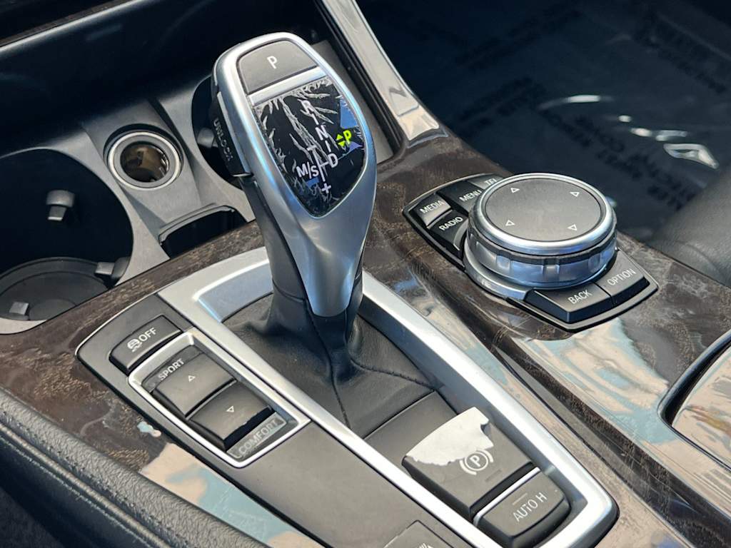 Thumbnail: 2016 BMW 5 Series - 14