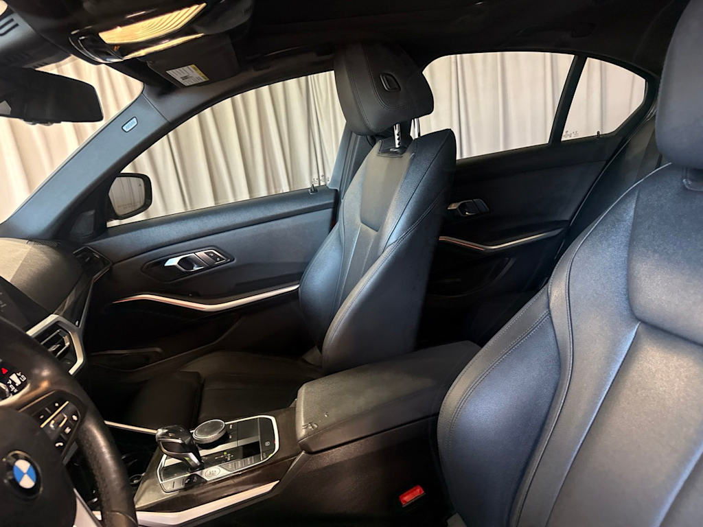 Thumbnail: 2019 BMW 3 Series - 9