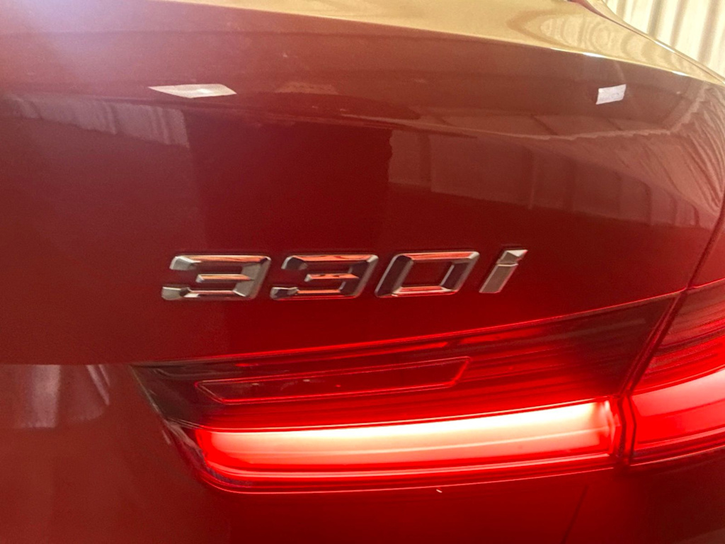 Thumbnail: 2019 BMW 3 Series - 21