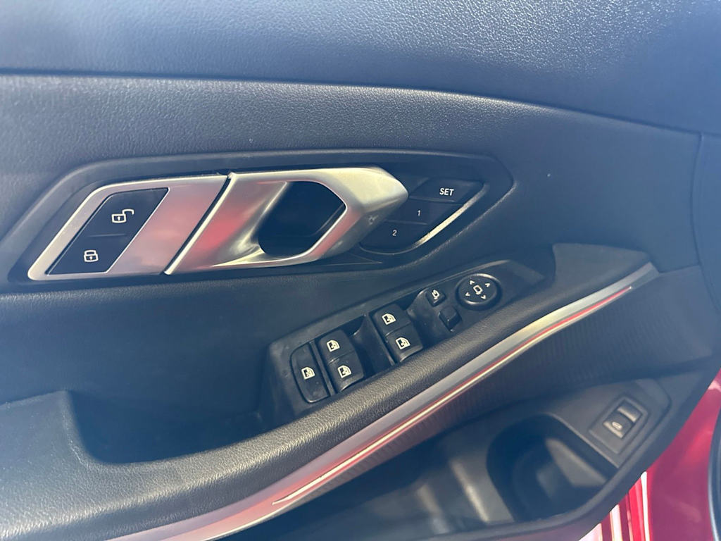 Thumbnail: 2019 BMW 3 Series - 24