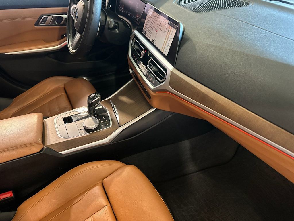 Thumbnail: 2020 BMW 3 Series - 12