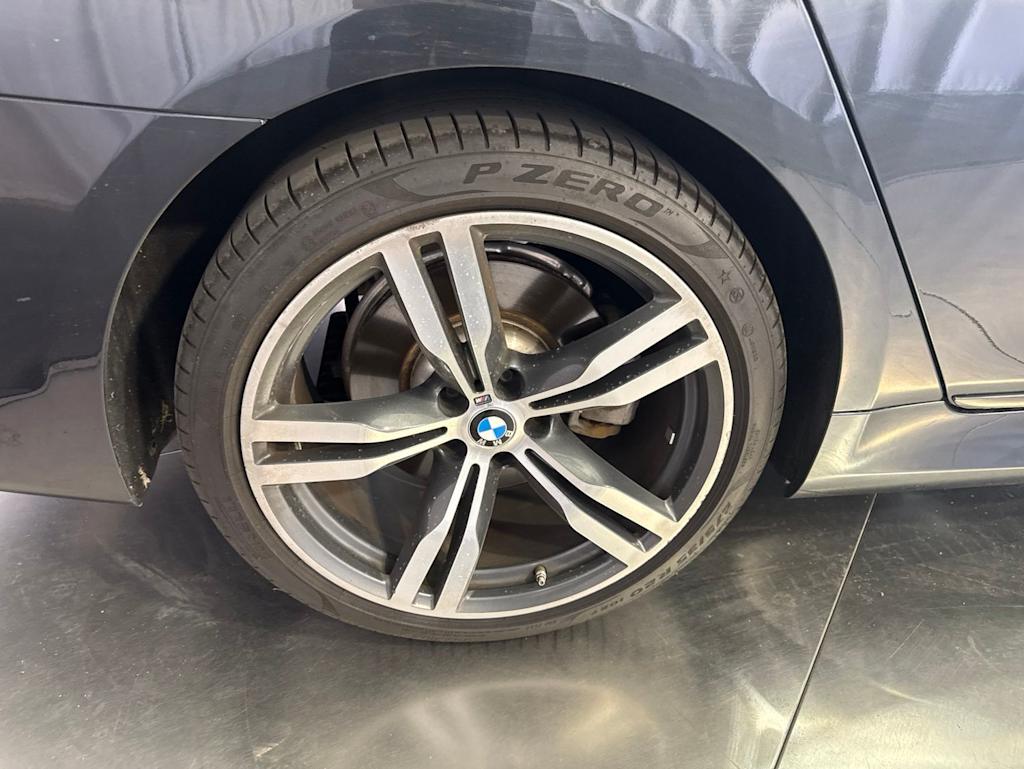 Thumbnail: 2019 BMW 7 Series - 18