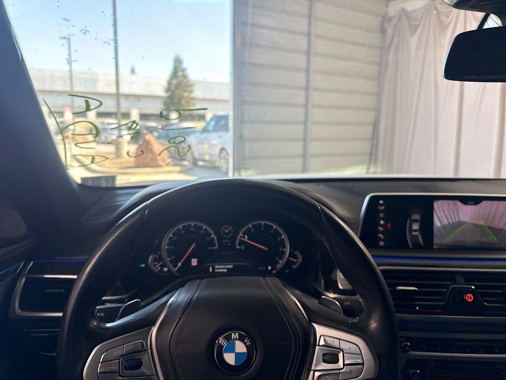 Thumbnail: 2019 BMW 7 Series - 23