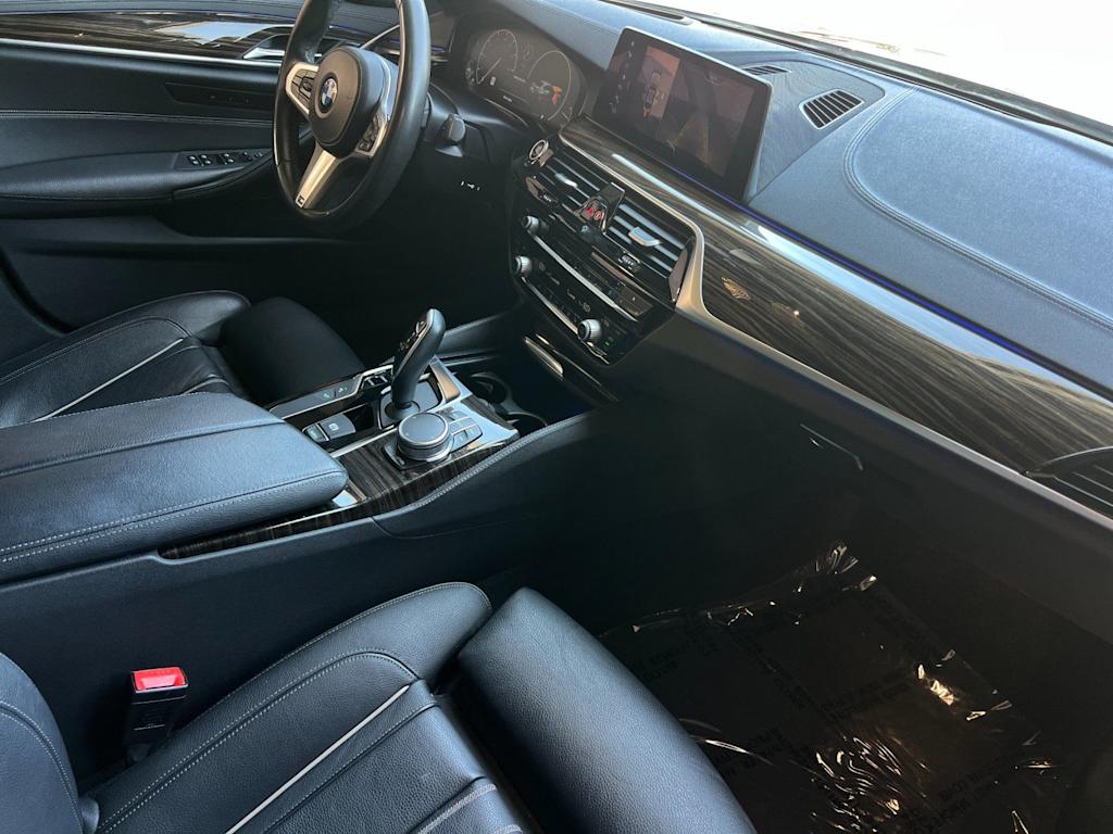 Thumbnail: 2019 BMW 5 Series - 12