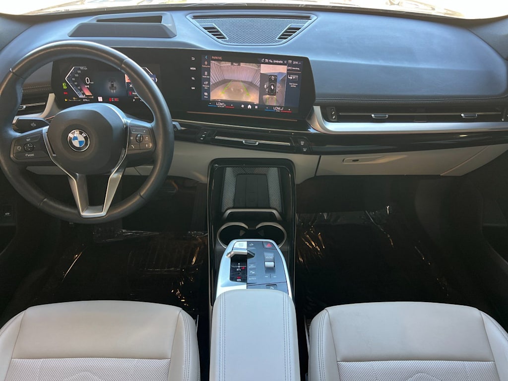 Thumbnail: 2025 BMW X1 - 2