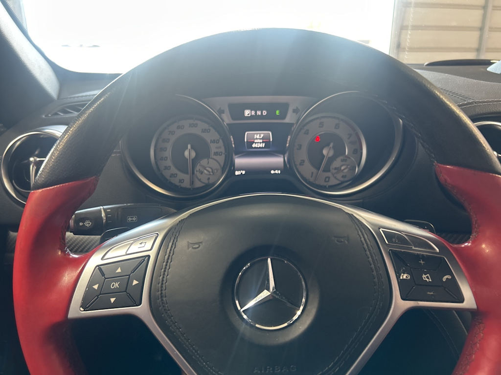 Thumbnail: 2016 Mercedes-Benz SL-Class - 10