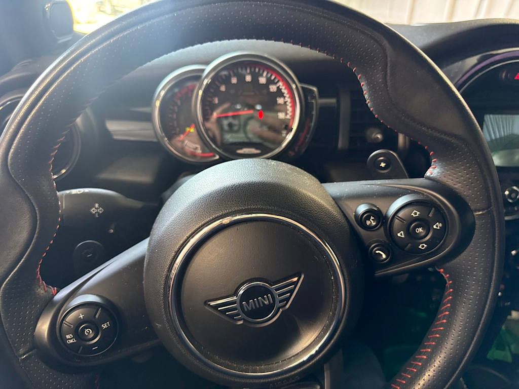 Thumbnail: 2020 MINI Cooper - 2