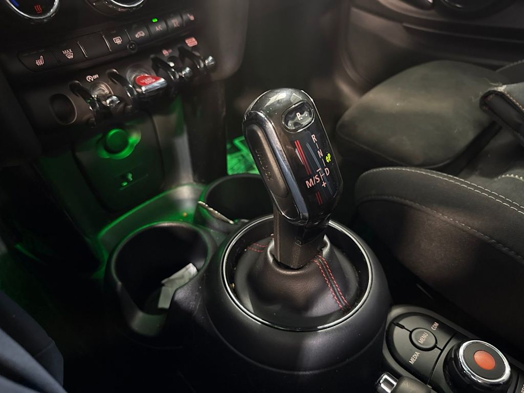 Thumbnail: 2020 MINI Cooper - 10