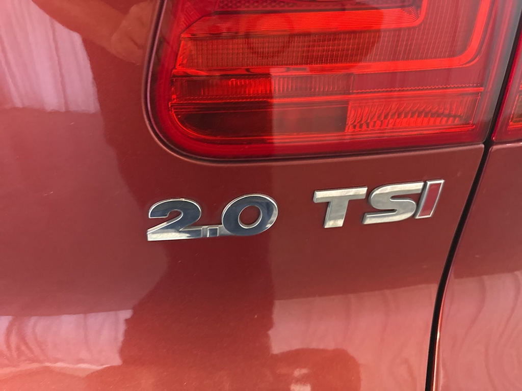 Thumbnail: 2015 Volkswagen Tiguan - 21