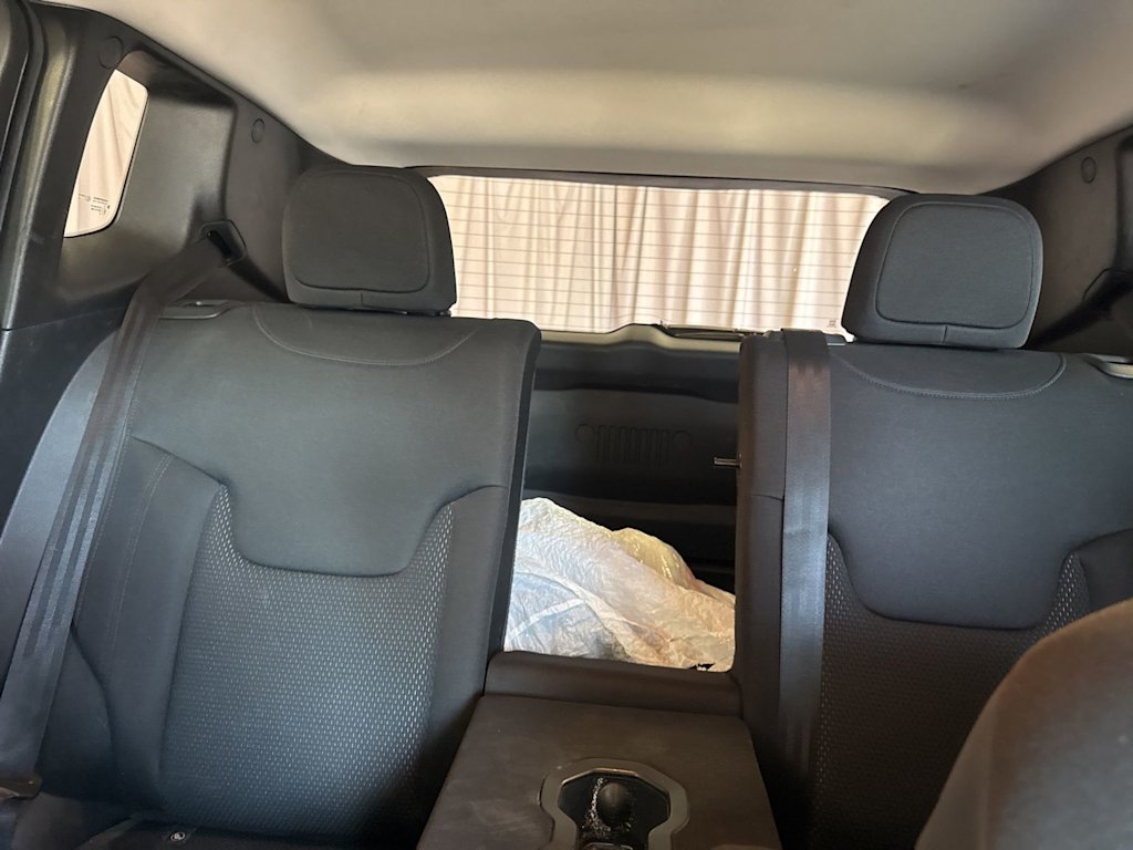 Thumbnail: 2020 Jeep Renegade - 22