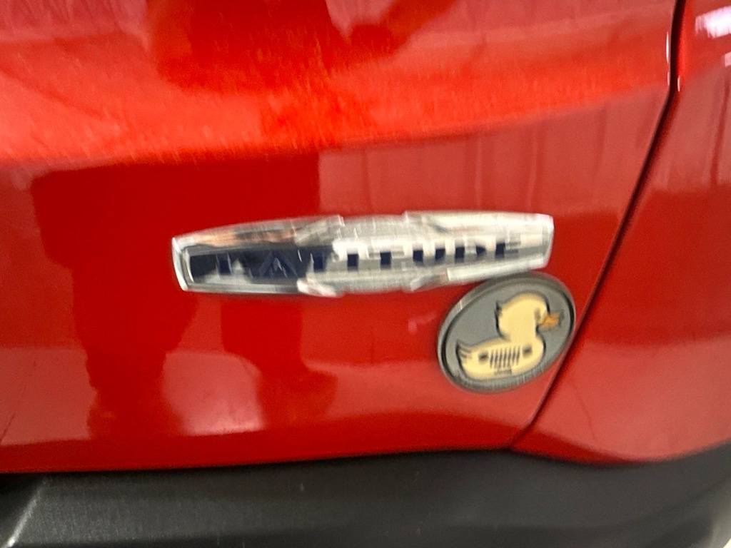 Thumbnail: 2021 Jeep Renegade - 20