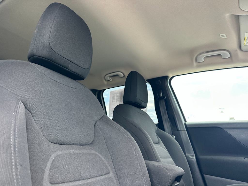 Thumbnail: 2021 Jeep Renegade - 11