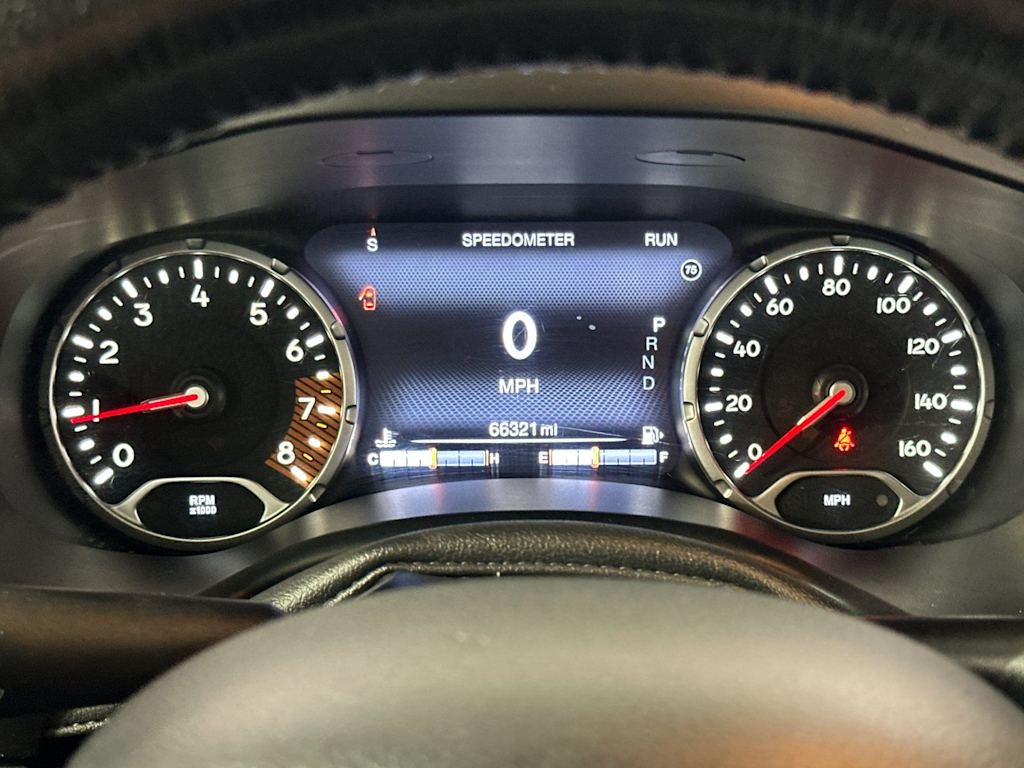 Thumbnail: 2021 Jeep Renegade - 17